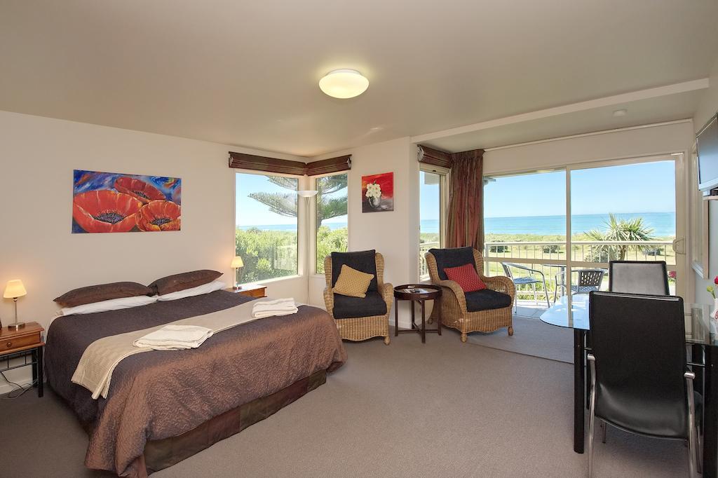 Gore Bay Lodge Christchurch